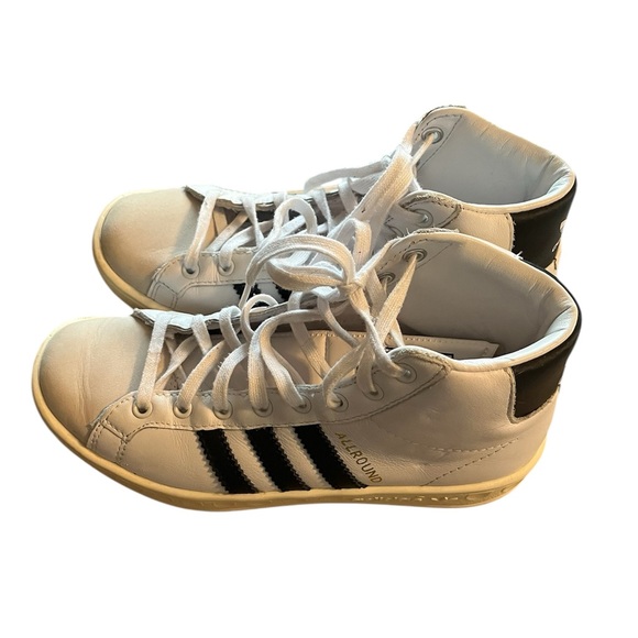 Adidas sneakers - Picture 1 of 3